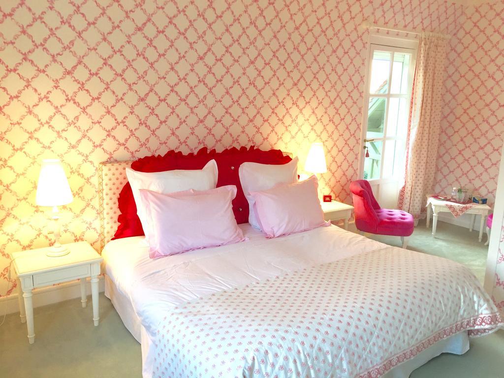 Manoir De Benerville Bed & Breakfast โดวีลล์ ภายนอก รูปภาพ