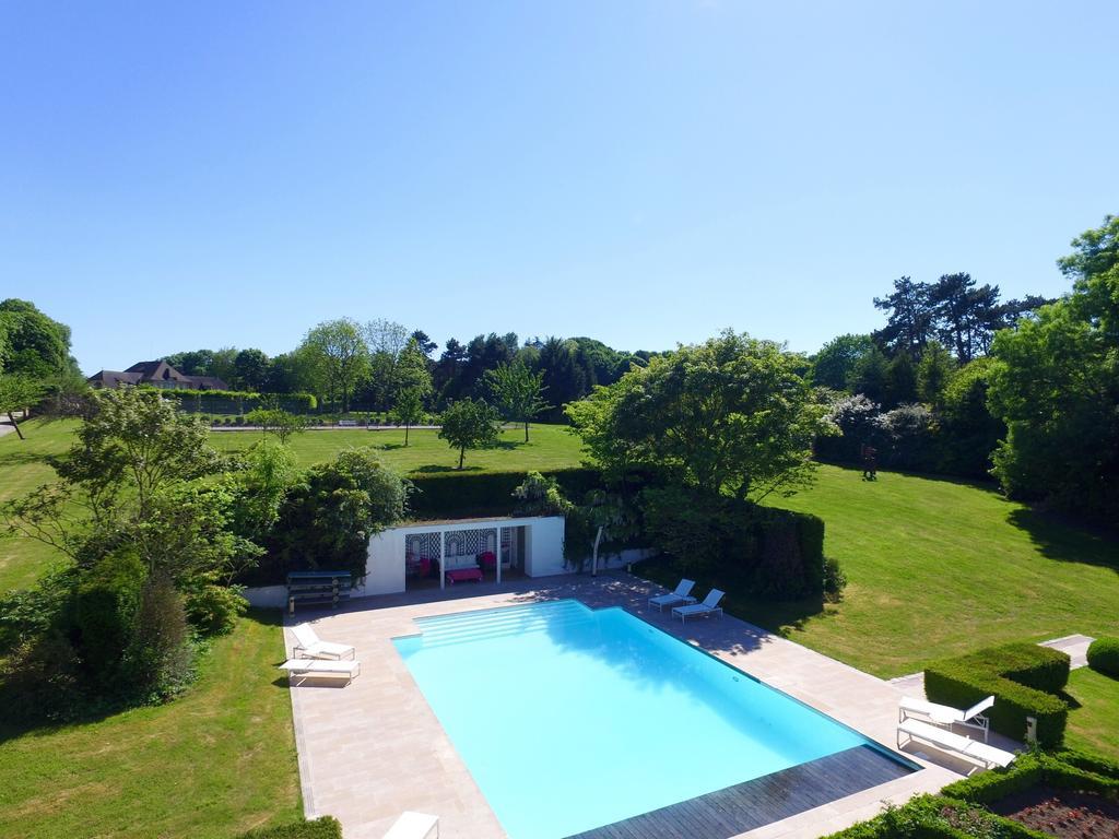 Manoir De Benerville Bed & Breakfast โดวีลล์ ภายนอก รูปภาพ