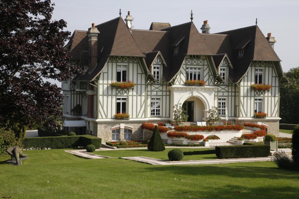 Manoir De Benerville Bed & Breakfast โดวีลล์ ภายนอก รูปภาพ