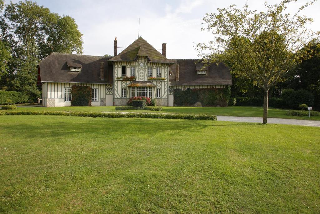 Manoir De Benerville Bed & Breakfast โดวีลล์ ภายนอก รูปภาพ
