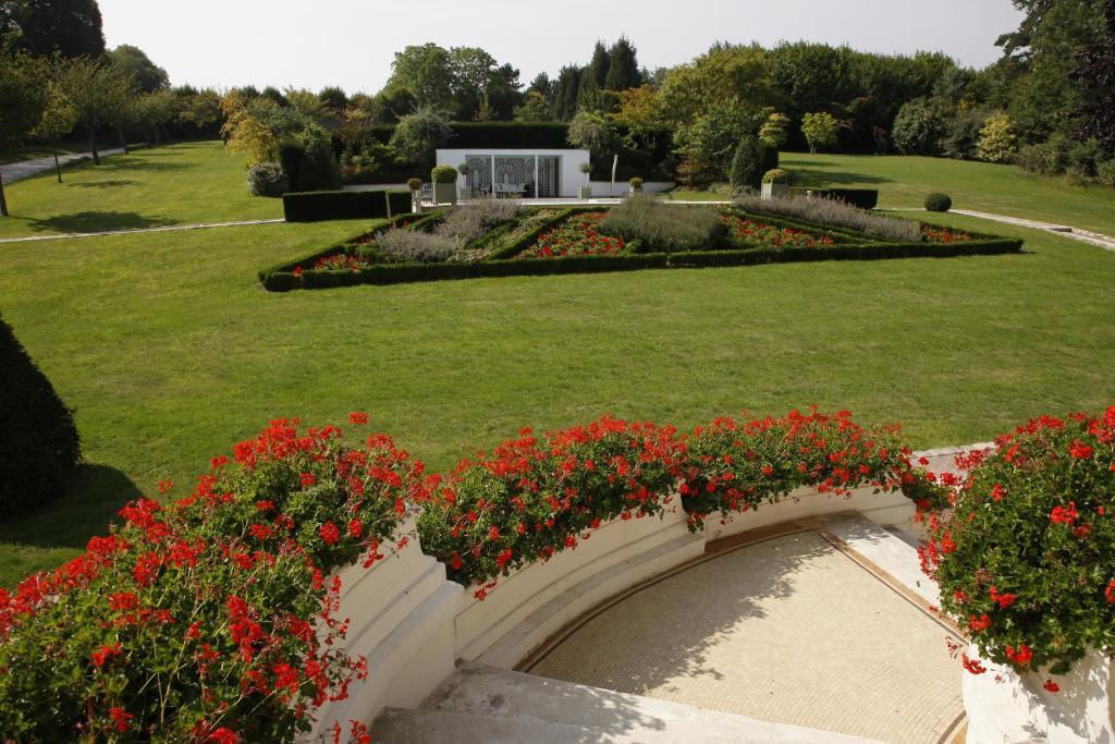 Manoir De Benerville Bed & Breakfast โดวีลล์ ภายนอก รูปภาพ